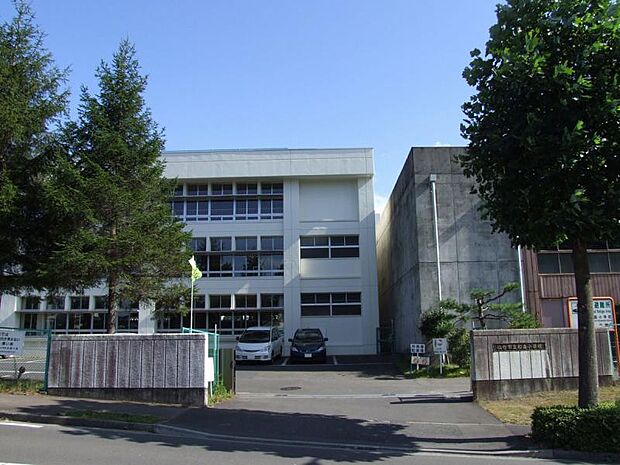 仙台市立松森小学校　720m（徒歩9分）