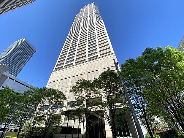 クロスタワー大阪ベイ(2LDK) 15階の外観