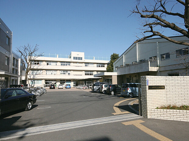 ふじみ野市立大井中学校（1900m）