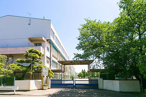 川越市立霞ケ関東中学校（1570m）