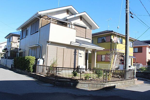 角地で閑静な住宅街