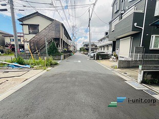 前面道路です。