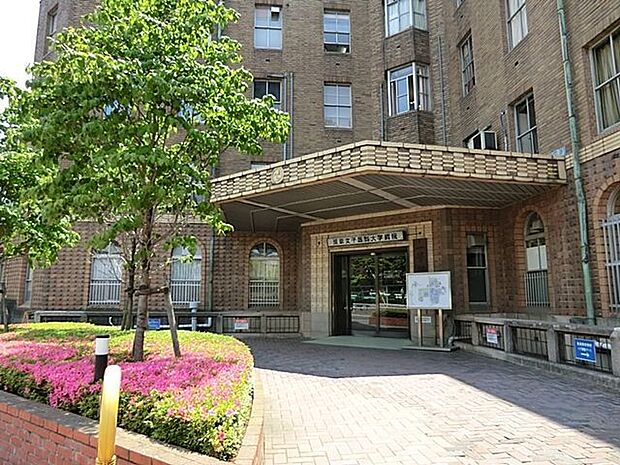 東京女子医科大学病院 徒歩5分。 360m
