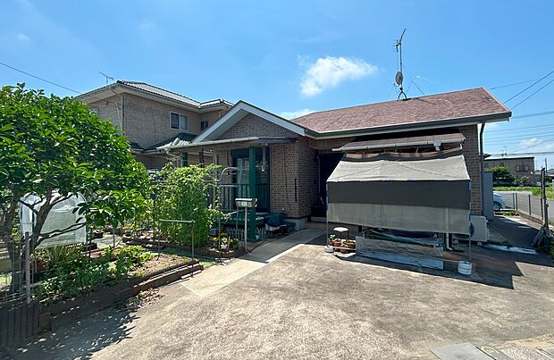 千葉県大網白里市柿餅(1LDK)の外観