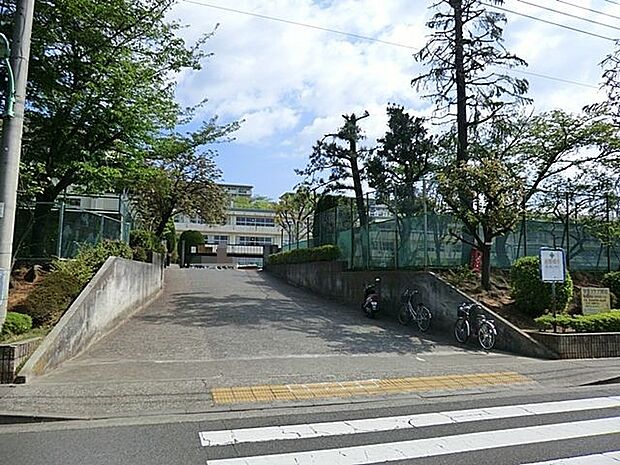 小学校 660m 鶴川第三小学校