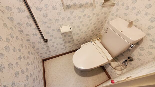 【トイレ］こちらがお手洗いになります。
