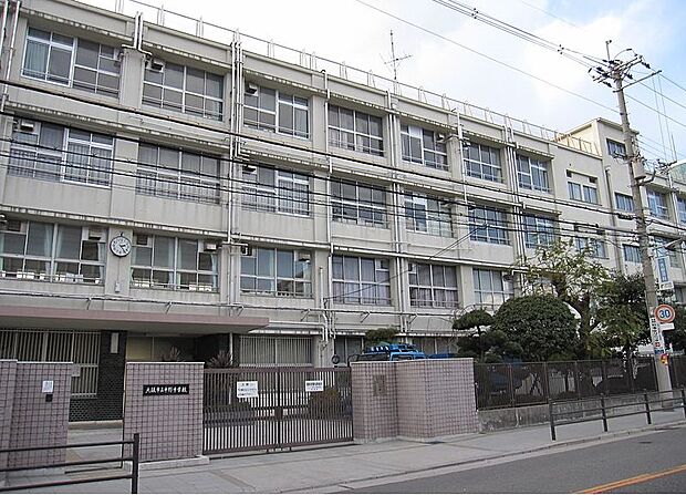 大阪市立中野中学校まで約１４５０ｍです。
