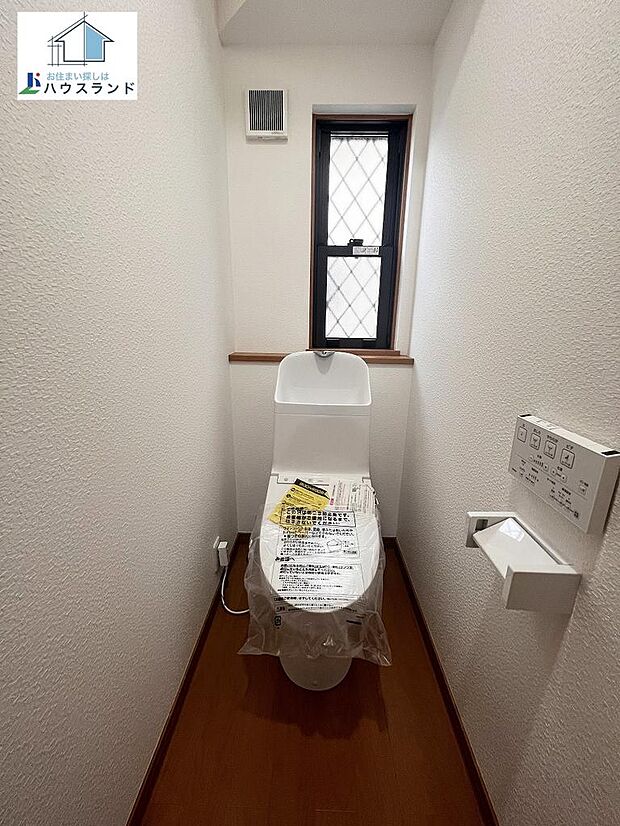 １階　トイレ便器新規交換済♪