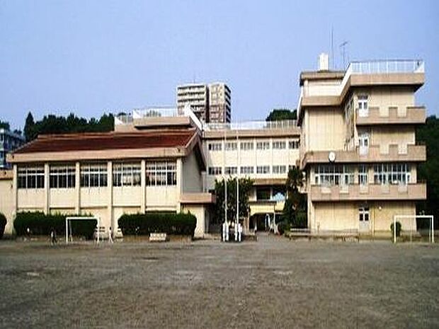 【小学校】入谷小学校まで1420ｍ