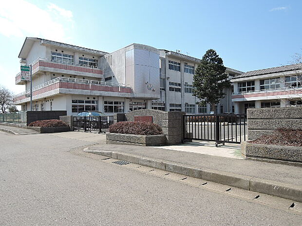 成田市立本城小学校