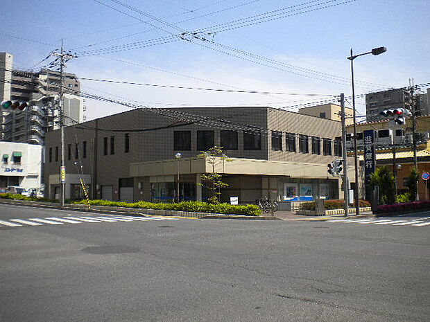 滋賀銀行 南草津駅前支店（360m）