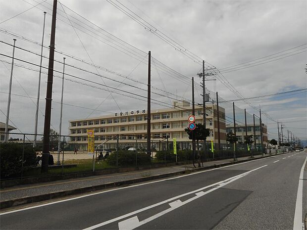 能登川中学校（1120m）