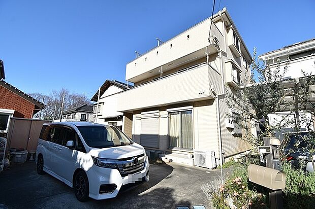 中北原公園が近く、小さなお子様がいるご家庭も安心の環境です。