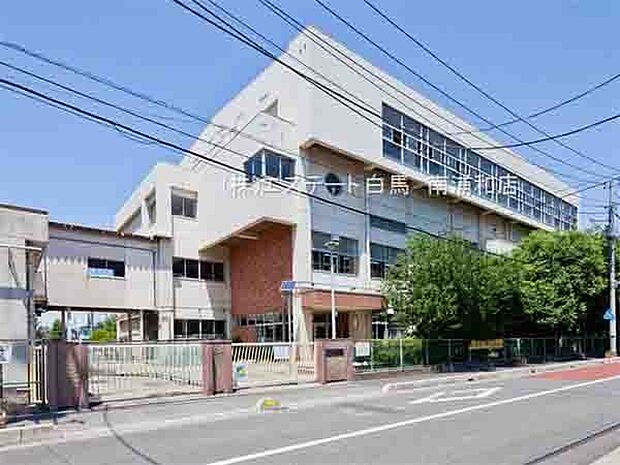 川口市立飯塚小学校（400m）