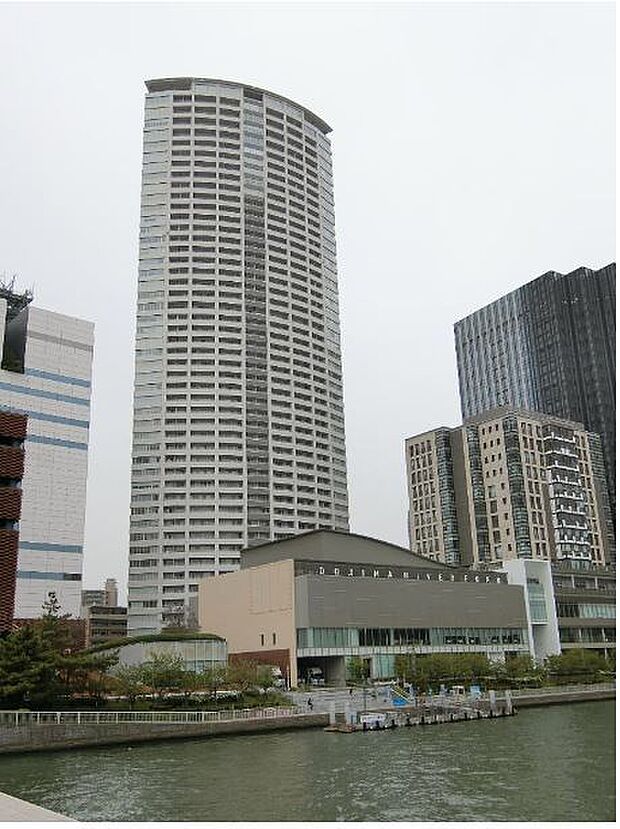             ザ・タワー大阪
  