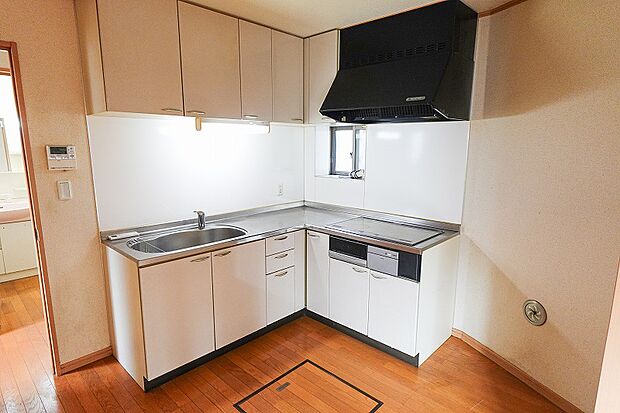 室内（2024年2月）撮影　キッチン　使いやすいＬ字型キッチン