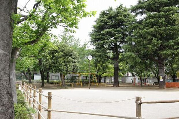 【公園】富士塚公園まで560ｍ