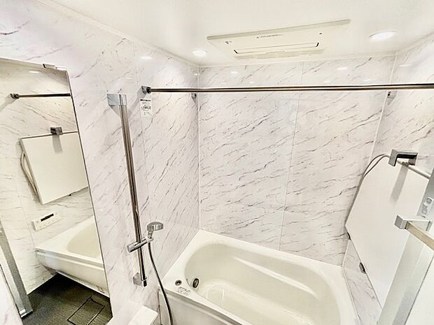 ガス温水浴室暖房乾燥機付きフルオートバス・ｅｃｏジョーズで省エネ性の瀧暮らしが実現できます。