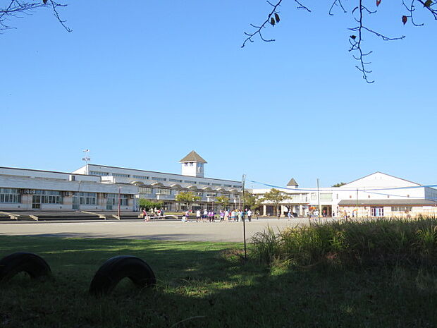 【小学校】向陽台小学校まで450ｍ