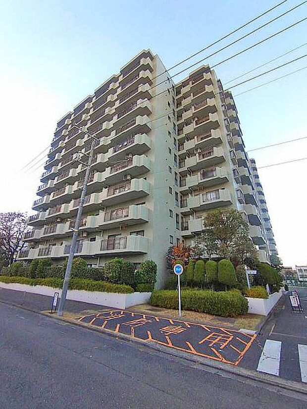南橋本駅徒歩4分。通勤通学に便利な立地のマンション