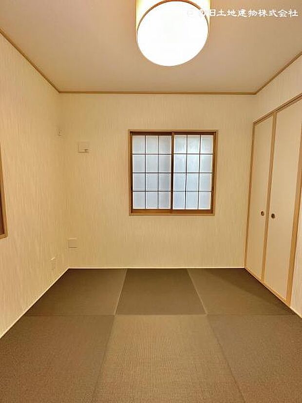 1階には和室を採用。琉球畳風でお手入れのしやすいデザインです。