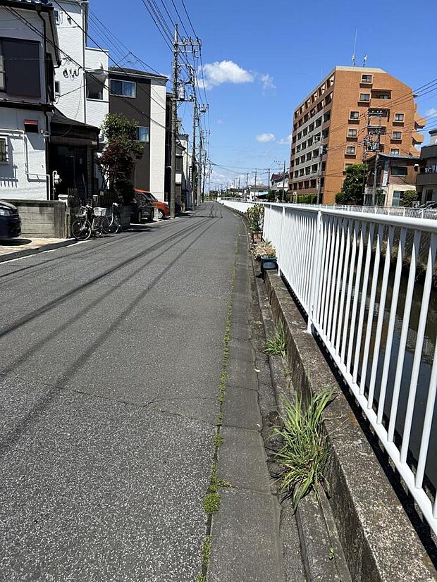 こちらの物件が気になった方は「ローン相談」「資料請求」などなんでもお気軽にお問い合わせください。