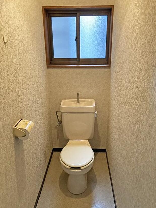 トイレは1階と2階の2ヶ所にあります。