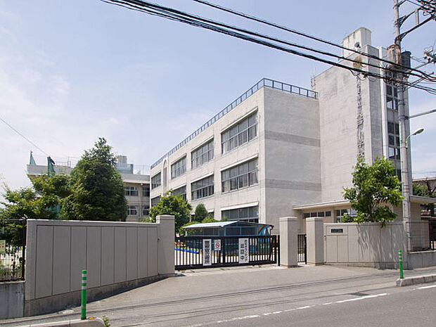 さいたま市立大戸小学校（410m）