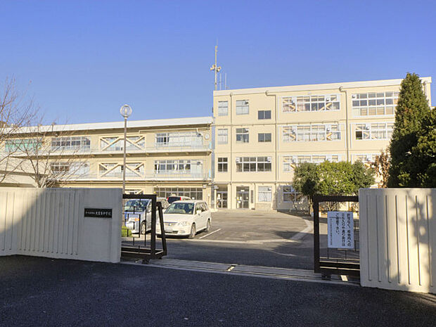 さいたま市立大宮東中学校（920m）