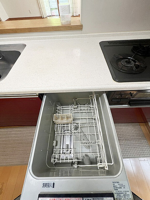 食器洗乾燥機付き、忙しい生活をサポートします。 