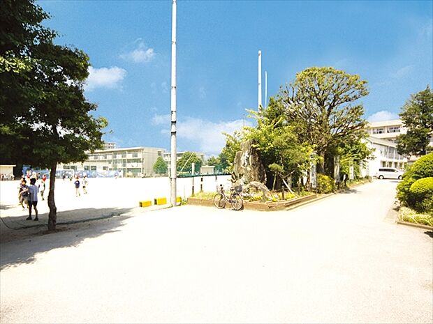 法典小学校（912m）