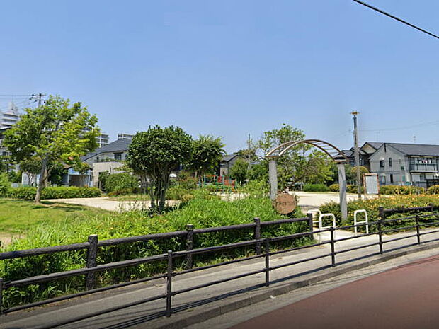 道野辺本町公園（759m）