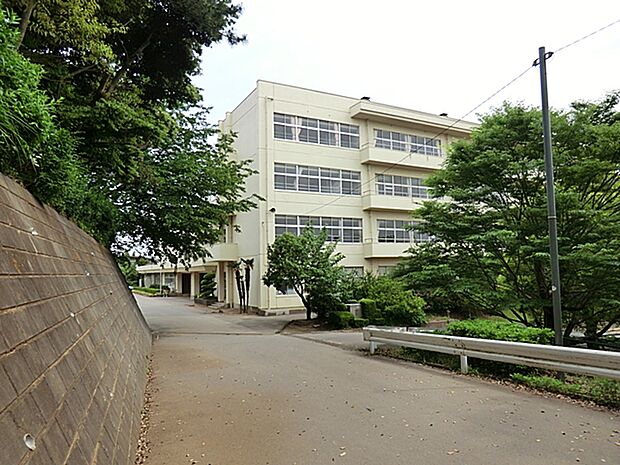 臼井中学校