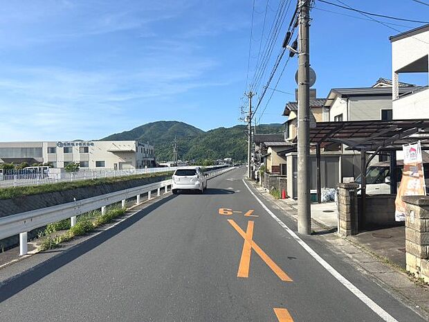 前面道路含む現地写真