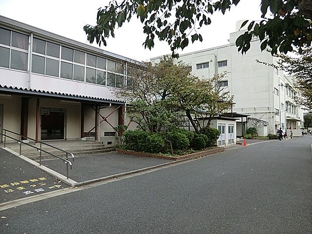 【小学校】横浜市立洋光台第二小学校まで647ｍ