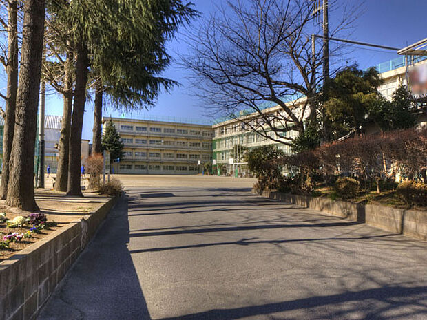 鎌ヶ谷市立第二中学校