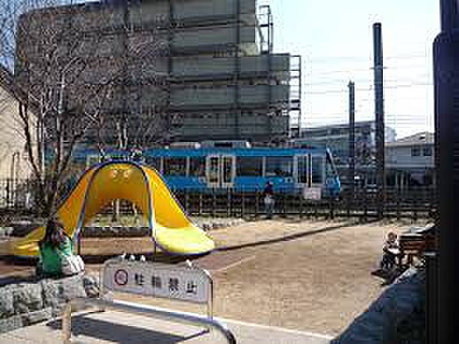 世田谷電車のみえる公園まで徒歩約11分(974ｍ)