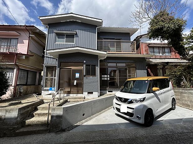             多賀城市伝上山3丁目　戸建て
  