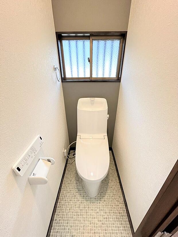 【リフォーム中】トイレは新品に交換しました。