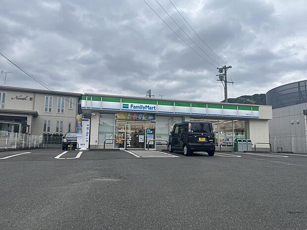 【コンビニ】ファミリーマート静岡北店まで約850m(徒歩12分、車3分)。