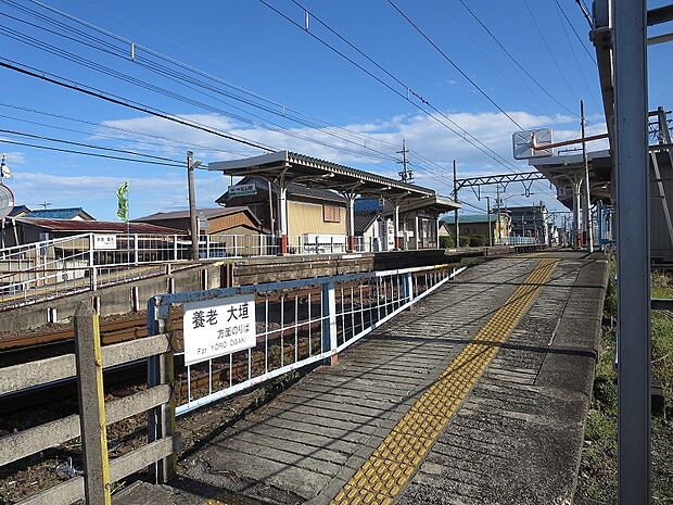 養老鉄道線「美濃松山駅」まで徒歩約9分（650ｍ）です。