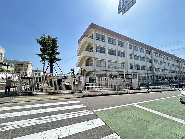 【周辺環境】神戸市立北五葉小学校まで約800m、徒歩約10分です。