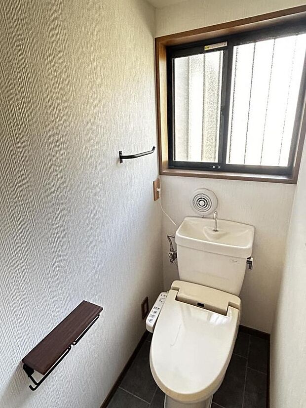 【現況写真】1階トイレ