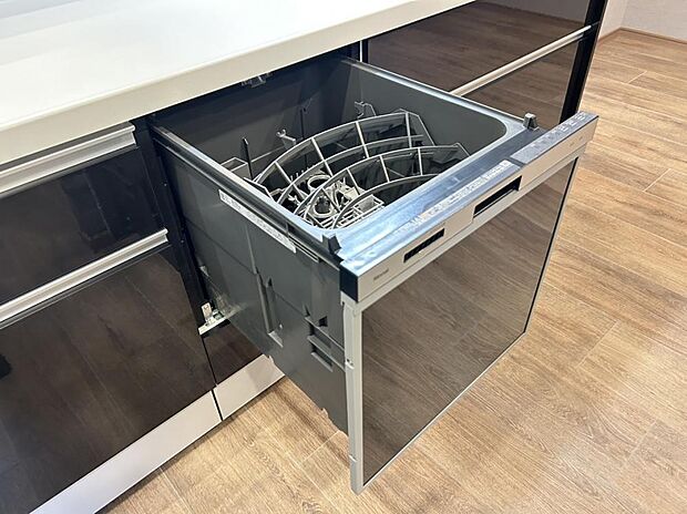 【食洗器】新設したキッチンには食洗器をつけています。