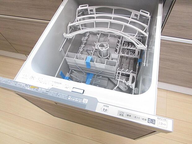 【リフォーム済】ビルトインタイプの食洗機を設置しました。洗い物が面倒だと感じる方も楽しく家事ができ、新生活が楽しくなりますね。