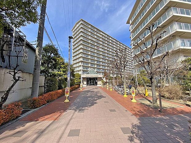 ファミール北大阪リバーサイドＡ棟(3LDK) 3階の外観