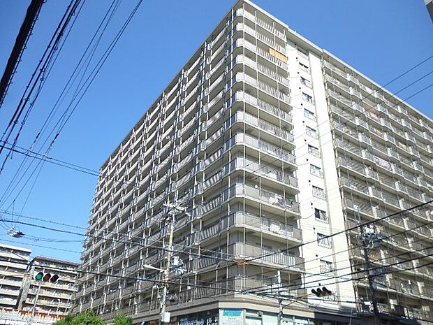 プライムハイツ新大阪(3LDK) 8階の外観