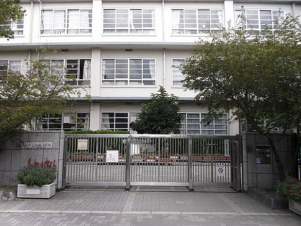 尼崎市立水堂小学校