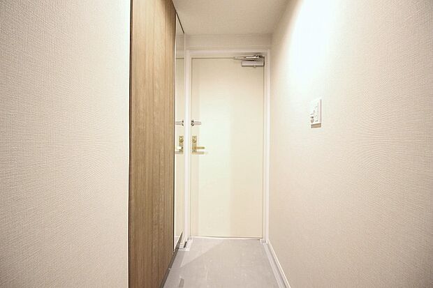 散らかりがちな玄関もスッキリ綺麗に整頓できる玄関収納