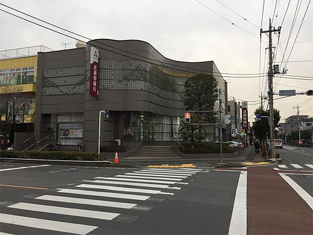 武蔵野銀行　東所沢支店（3570m）